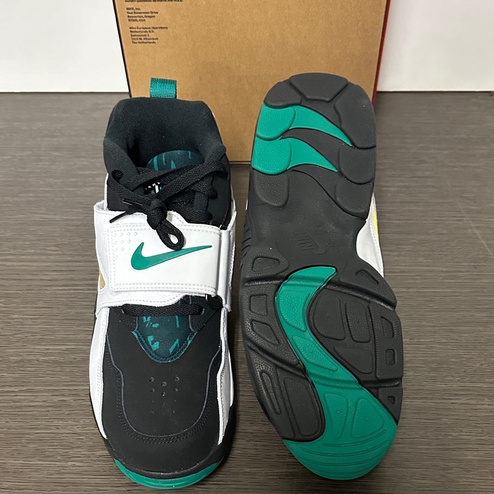 Nike Mens Air Diamond Turf 93 Hard to find. Brand New! Size 11 F16 - Picture 5 of 7